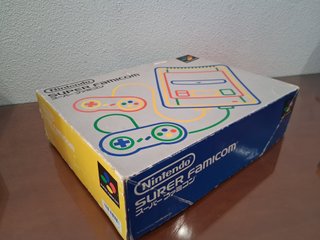 Consola Super Famicom Nintendo SFC SNES Caja