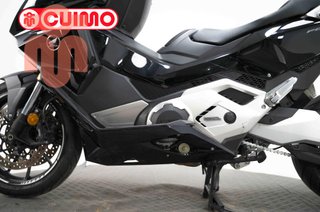 HONDA FORZA 750