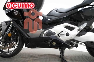 HONDA FORZA 750
