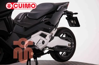 HONDA FORZA 750