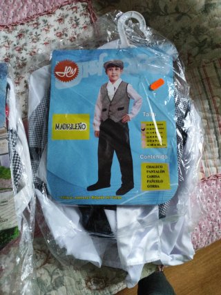 Traje Madrileño Jey Talla 6-9 mese