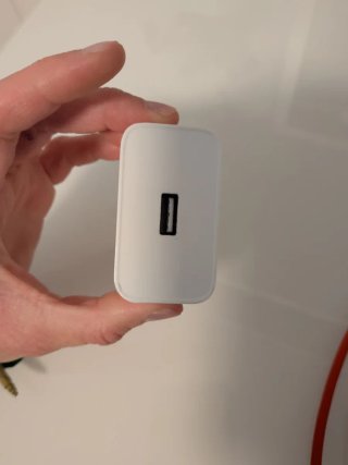Cargador y cable OnePlus original