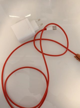 Cargador y cable OnePlus original