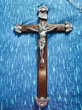 Crucifijo Vintage Madera y Metal