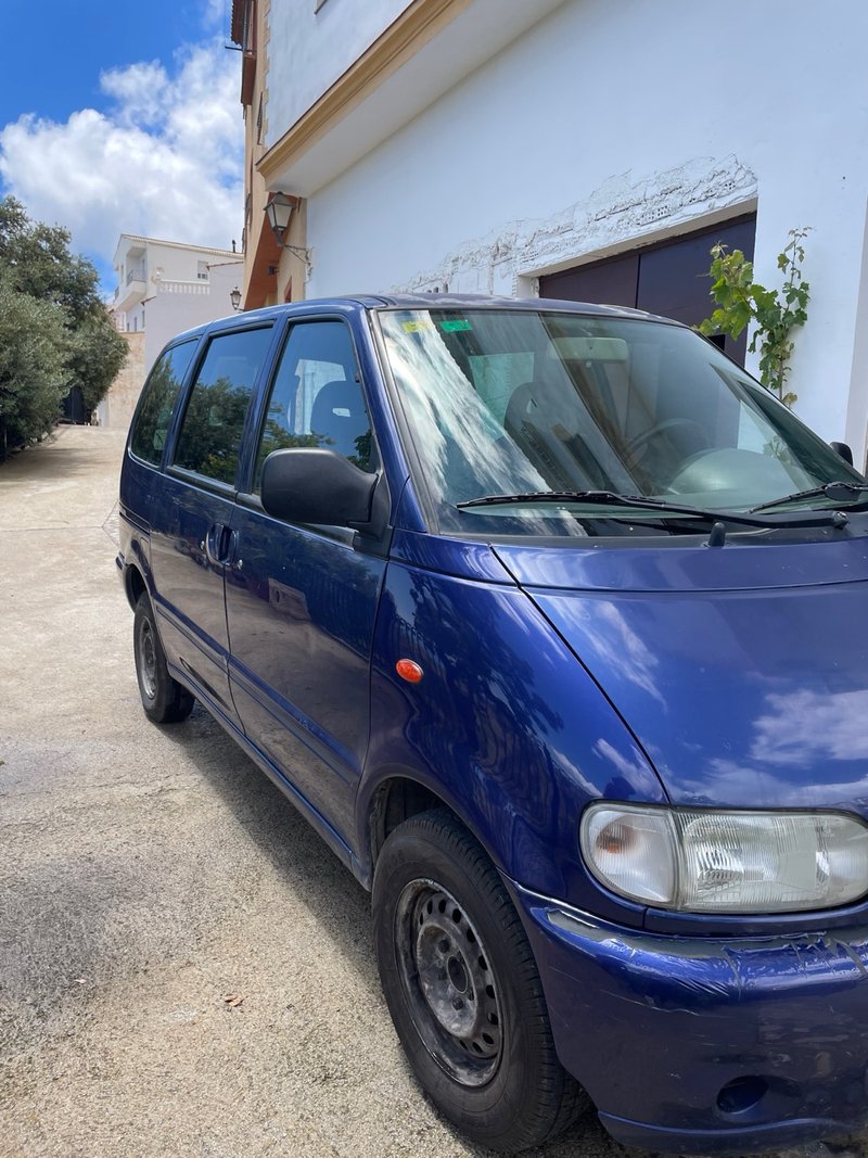 Nissan Serena 1996 - foto 1