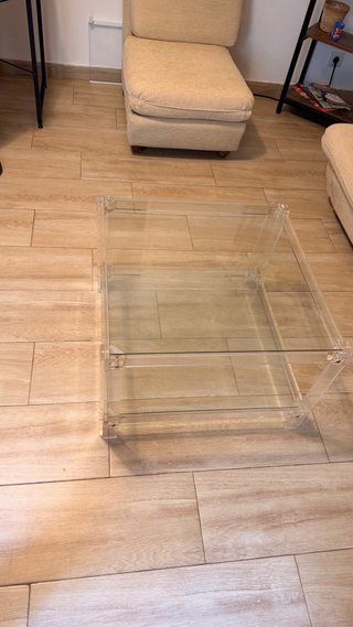 Mesa de salón acrílica transparente