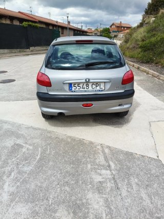 Peugeot 206 2003