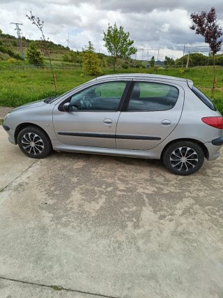 Peugeot 206 2003