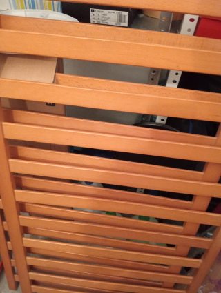 Cuna de bebé de madera