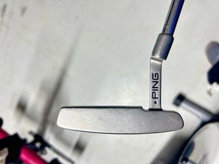 Set di mazze da golf Ping ProdiG Junior per 11-15 anni