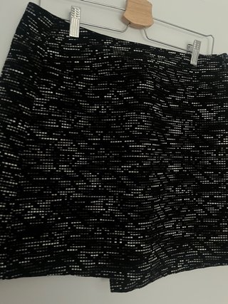 Falda mini negra y plateada