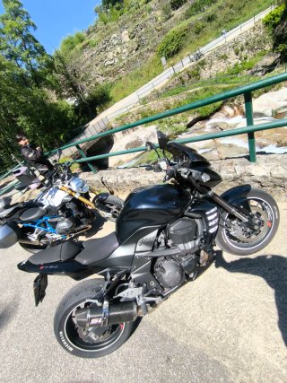 Kawasaki Z750 2008 Negra 53.000 Km Carnet A, 106cv