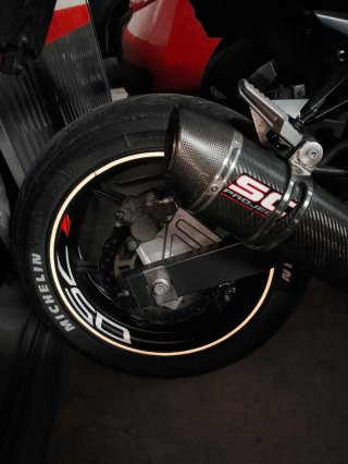 Kawasaki Z750 2008 Negra 53.000 Km Carnet A, 106cv