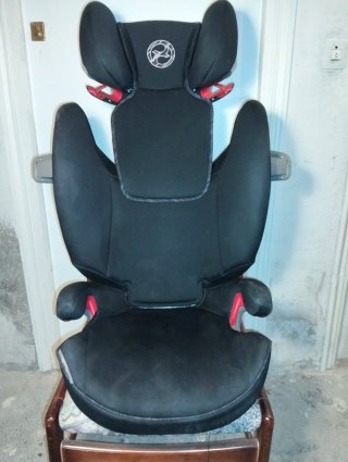 2 sillas Cybex. Mod. Pallas S-Fix / Solution S-fix