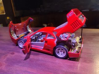 Ferrari F40 1/18