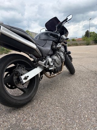 Honda CB 600 S Negra