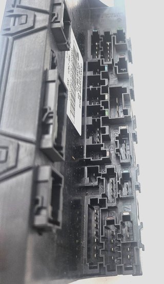 Caja de Fusibles MERCEDES-BENZ CLASE C W203 2095450101 5DK00848610 GARANTIA
