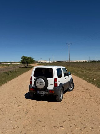 Suzuki Jimny 2014