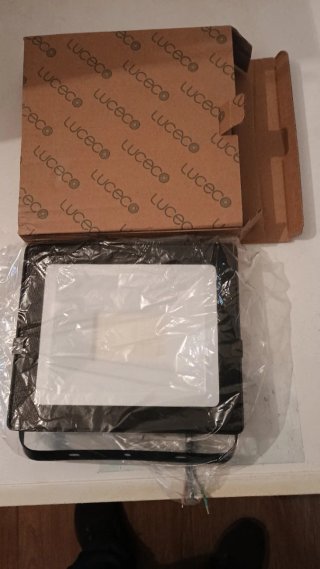 Foco LED Negro