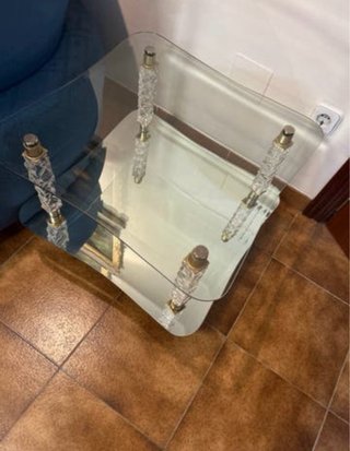 Mesilla cristal salon dorada