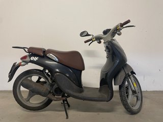Yamaha Why 50 Scooter Negra
