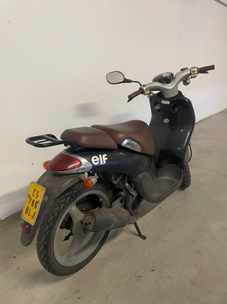 Yamaha Why 50 Scooter Negra