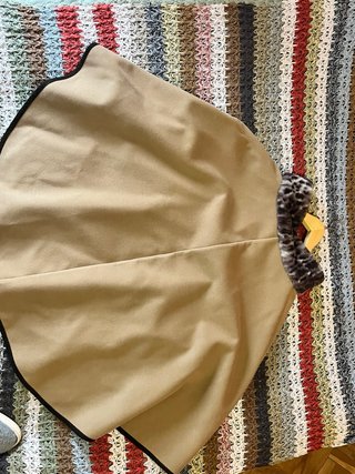 Capa de mujer beige sin estrenar Talla Única