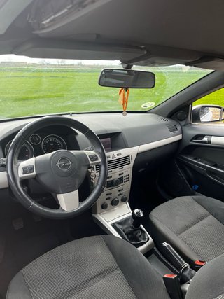 Opel Astra 2007