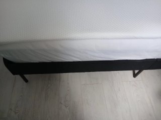 Cama IKEA 140cm Negra con Colchón Blanco