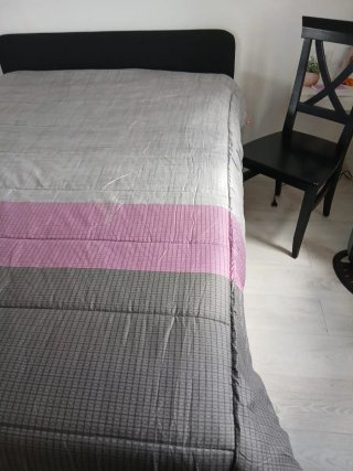 Cama IKEA 140cm Negra con Colchón Blanco