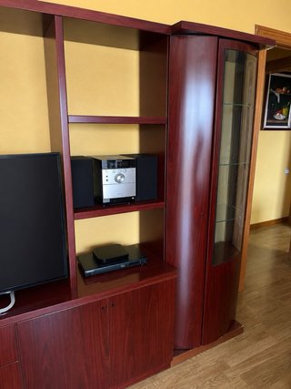Mueble de comedor madera nogal
