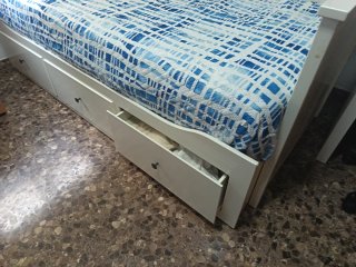 Cama Diván Ikea Blanca y Azul
