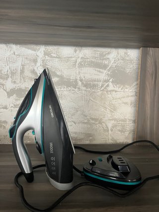 Plancha de vapor inalámbrica Cecotec
