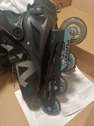 Patines en línea negros talla 44