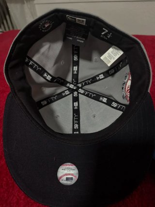 Gorra New Era Yankees Negra y Gris