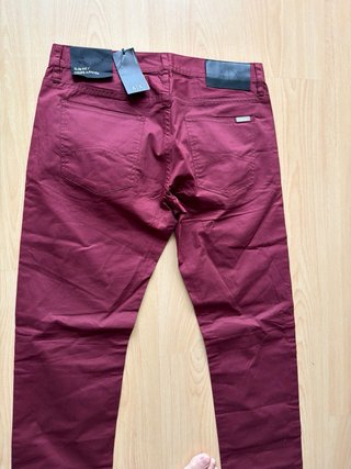 Pantalón Armani Rojo