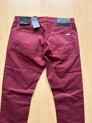 Pantalón Armani Rojo