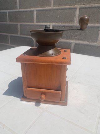 Macinino caffè antico in legno