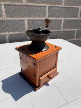 Macinino caffè antico in legno