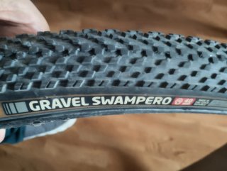 Cubiertas Gravel Tufo Swampero y Thundero 40mm