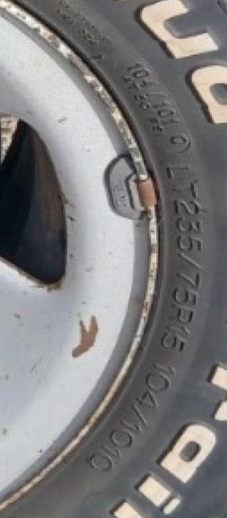 4 Neumáticos BFGoodrich Mud-Terrain LT235/75 R15