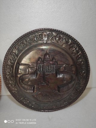 Coppia Piatti Decorativi Metallo