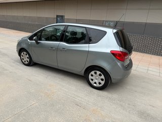 Opel Meriva 2010