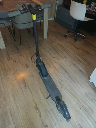 Patinete Eléctrico Xiaomi Essential