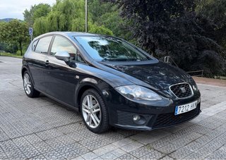 SEAT IMPECABLE!! 2013