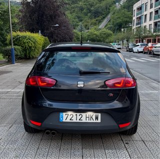 SEAT IMPECABLE!! 2013