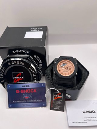Casio G-SHOCK Negro y Dorado