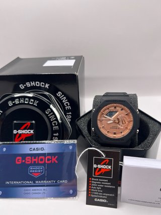 Casio G-SHOCK Negro y Dorado