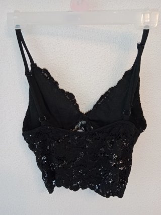 Top encaje con tirantes