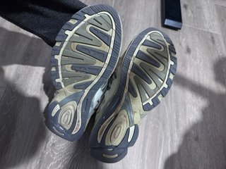 Adidas Response CL x Bad Bunny Plata/Blanco